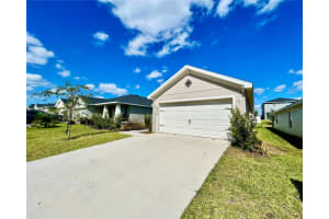 2611 Tulip Dr, DAVENPORT