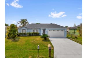 607 Basingstoke Ct, KISSIMMEE