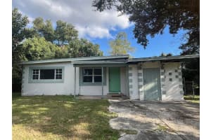 127 Country Club Dr, SANFORD 127 Country Club Dr, SANFORD