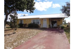 2443 W Newton Rd, AVON PARK