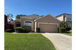 525 Corvina Dr, DAVENPORT