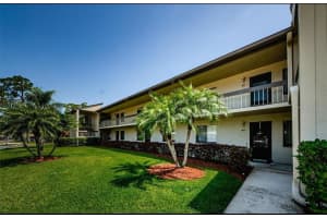 124 Nina Way #24, OLDSMAR