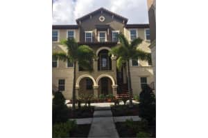 1028 Parma Cir, LAKE MARY