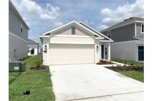 1926 Niagra Dr, DAVENPORT