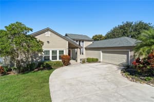1226 Overlook Rd, EUSTIS