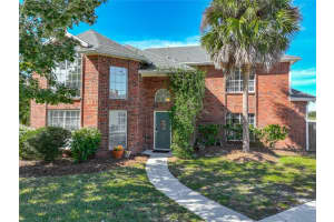 1032 Corkwood Dr, OVIEDO