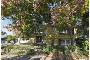 1700 Barton St, LONGWOOD