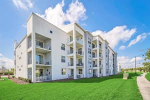 4741 Clock Tower Dr #208, KISSIMMEE