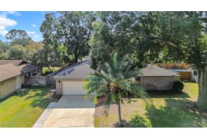 226 W Cottesmore Cir, LONGWOOD