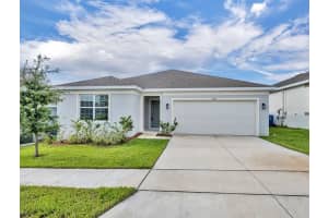 1140 Sugarwood St, DAVENPORT