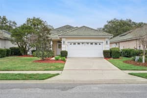 390 Foxhill Dr, DEBARY