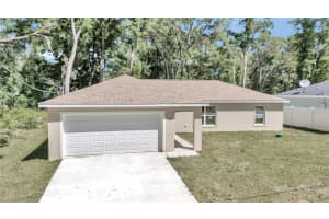 101 Locust Radl, OCALA