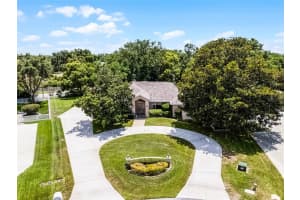 707 Heritage Dr Ne, WINTER HAVEN