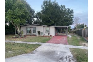 1215 Parker Ave, DELTONA