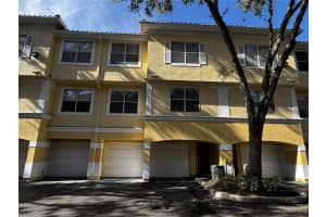 2837 Shadow View Cir #2837, MAITLAND