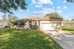 717 Strihal Loop, OAKLAND