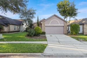 472 Arrowmount Pl, LAKE MARY