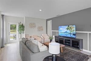 8411 Madrid St, LAKELAND