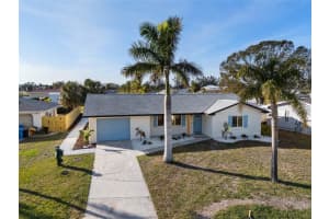 105 12th St Sw, RUSKIN