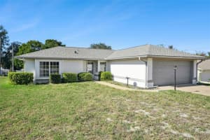 2012 E Gloria Dr, DELTONA