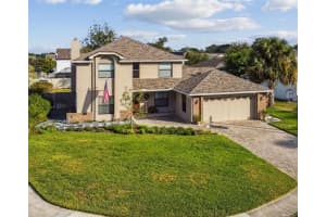 987 Cross Cut Way, LONGWOOD