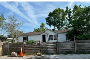 10207 E Pike Dr, INVERNESS