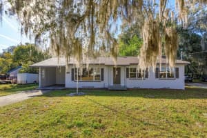 458 E University Ave, ORANGE CITY