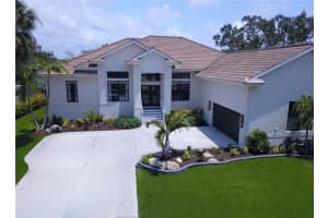 608 Bittner Blvd, NOKOMIS