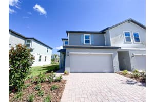 755 Legacy Dr, DAVENPORT