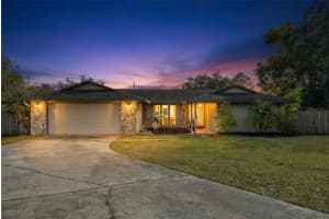 120 E Cumberland Cir, LONGWOOD