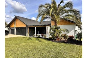 5807 Schooner Way, TAMPA