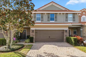 672 Venice Pl, SANFORD