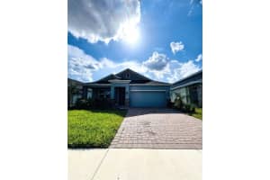 142 Aces High Ln, DAVENPORT