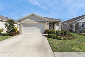 448 Lily Ln, DAVENPORT