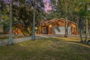 619 29th St E, BRADENTON