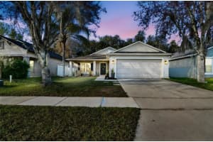2592 Bullion Loop, SANFORD
