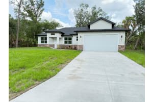 1074 Kacerik St, NORTH PORT