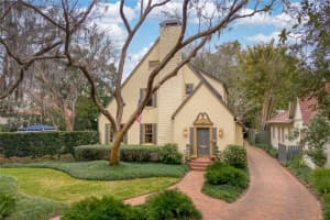 1226 Golden Ln, ORLANDO