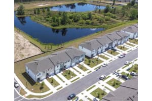 3391 Vesara Dr, DAVENPORT