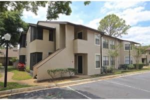 2905 Antique Oaks Cir #4, WINTER PARK