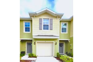 13 Bella Oaks Dr Dr, PORT ORANGE