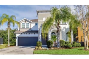 321 Las Fuentes Dr, KISSIMMEE