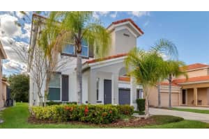 430 Las Fuentes Dr, KISSIMMEE