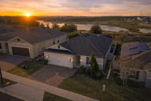 1672 Wilson Prairie Cir, GROVELAND