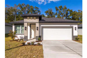 427 East 13th Street, APOPKA