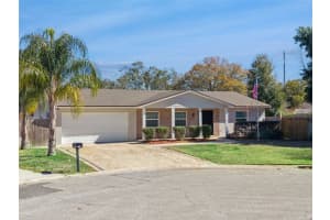 110 Devon Ct, LONGWOOD