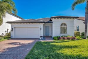 10481 Royal Cypress Way, ORLANDO