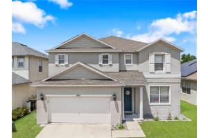 1704 Pine Ridge Dr, DAVENPORT