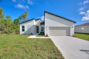 205 Hyacinth Ct, KISSIMMEE