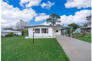 29 Maplehurst Ave, DEBARY